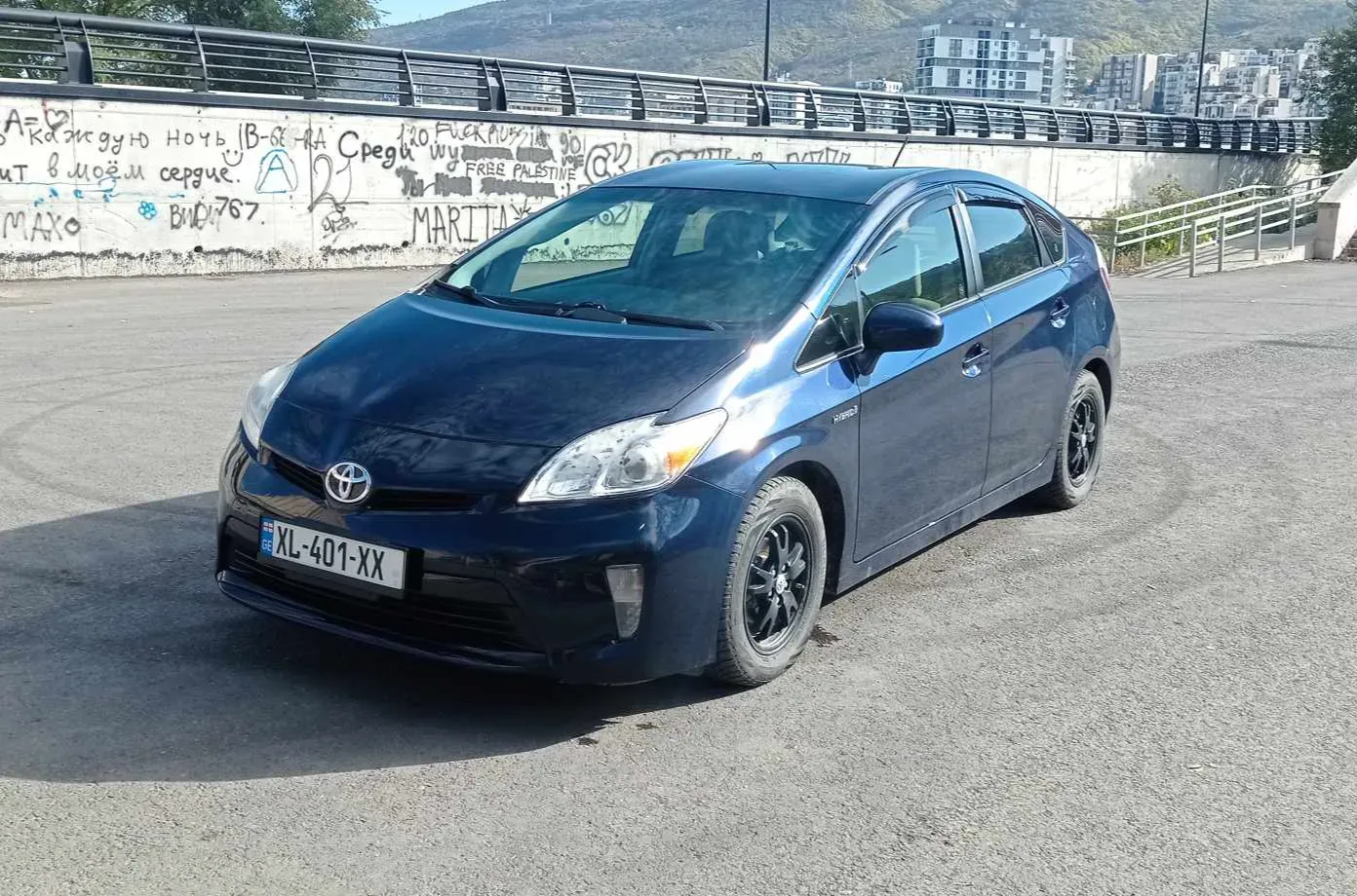 Rent Toyota Prius Hybrid